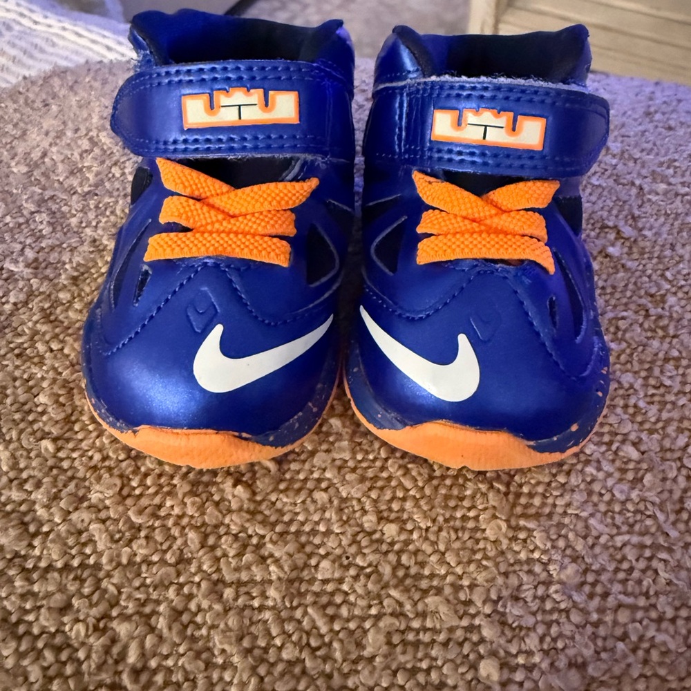 Baby Nike sneakers LeBron